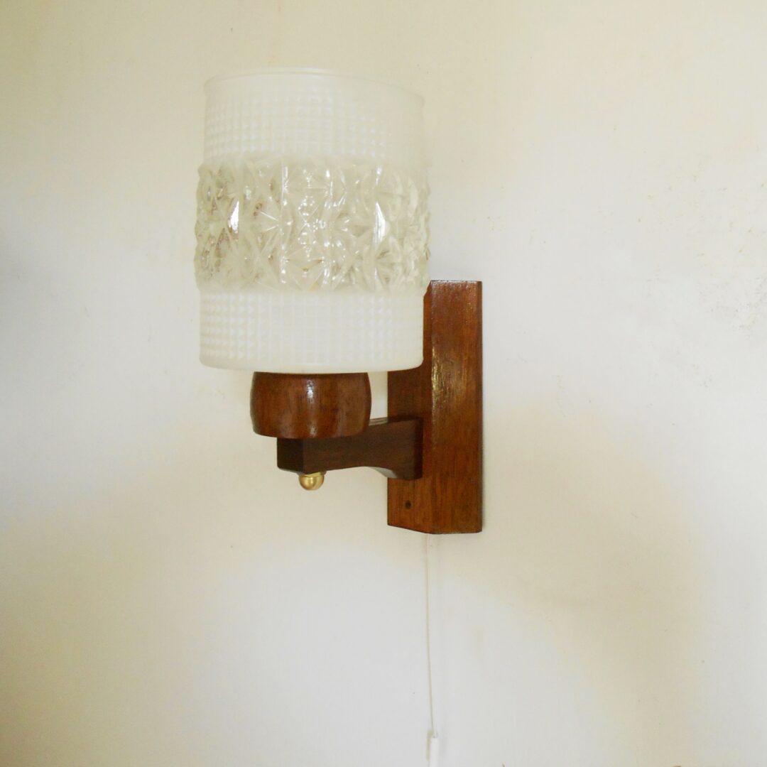 Mid century modern Danish teak wall lamp by Fiona Bradshaw Designs